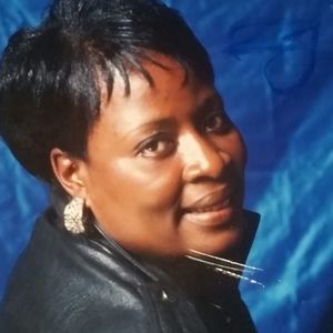 Meet your Posher, Shirley